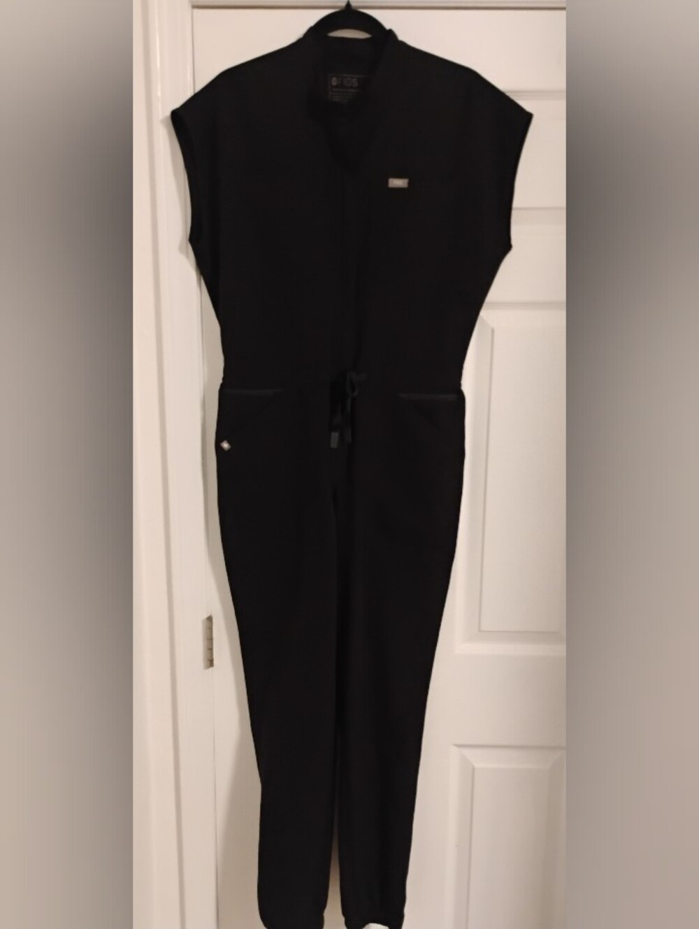 Figs Technical Collection Rafaela Cargo Scrubs Black Jumpsuit in Size Small